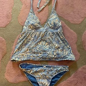 Vineyard vines Woman’s bathing suit - worn once.
